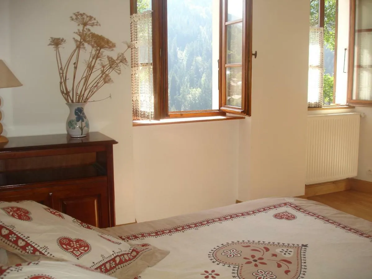 Holiday home Chalet Rose Villa Saint-Nicolas-la-Chapelle